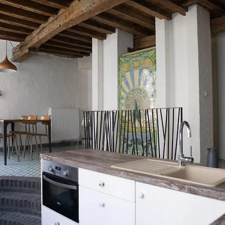 Cosy House Near Market * Bruggy